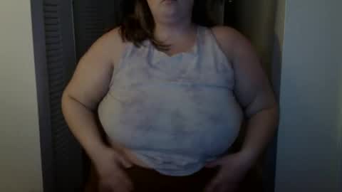 lizzybethxx online show from January 23, 12:25 am