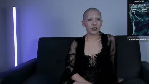 Lynx Mist online show from December 2, 10:45 pm