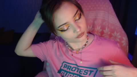 lola online show from January 24, 6:46 am