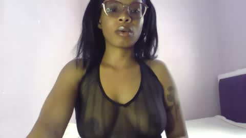 Lola Coco online show from April 15, 9:43 am