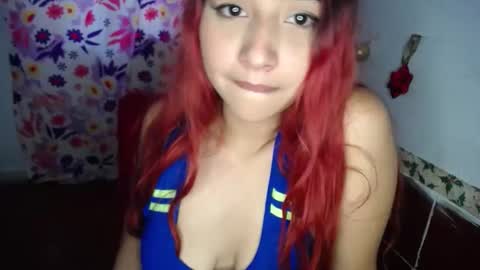 lolamourin online show from November 29, 8:35 pm