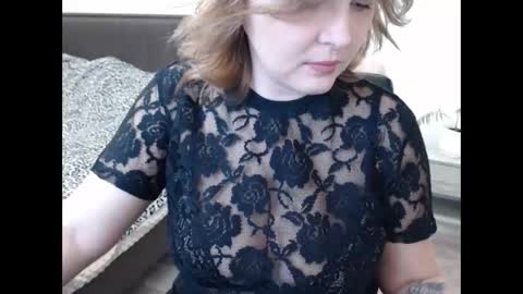 kiss online show from February 16, 8:03 am