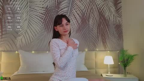 Lola online show from November 8, 1:43 am