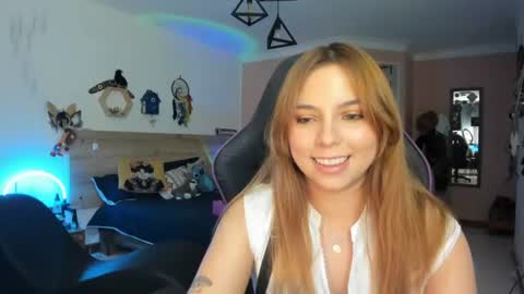 Lola doll online show from July 22, 7:26 pm