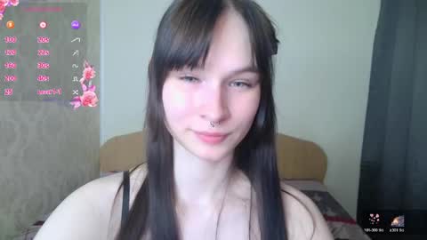 Lola online show from May 31, 8:43 pm