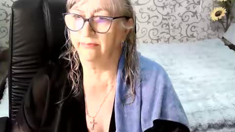 LolkaAlyss online show from September 21, 3:49 am