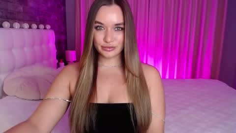 Victoria online show from December 3, 5:04 pm