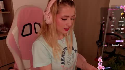 Lolly  online show from February 19, 2:12 am