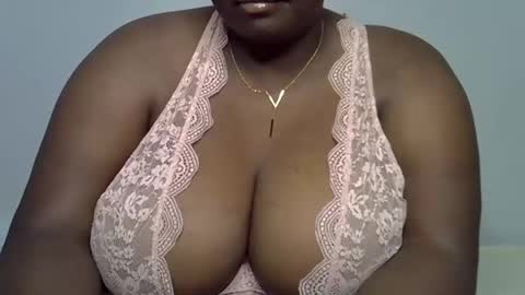 lomyenom56 online show from April 18, 1:19 am