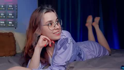 Lona online show from December 2, 7:05 pm