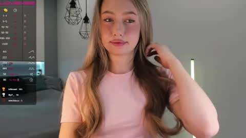 Eva online show from March 25, 3:26 pm