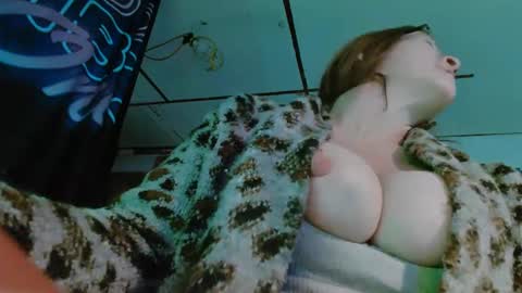 Londoncashmere69  online show from February 15, 1:16 pm