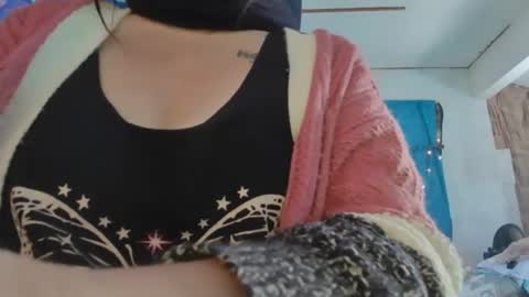 Londoncashmere69  online show from December 7, 4:25 pm