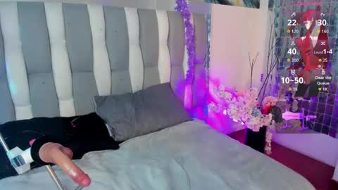 Loren   online show from June 3, 2:33 pm