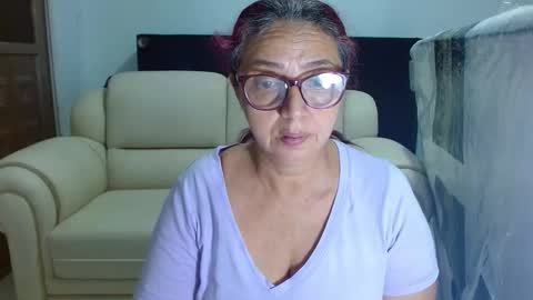 Lorena.. online show from October 13, 11:29 pm