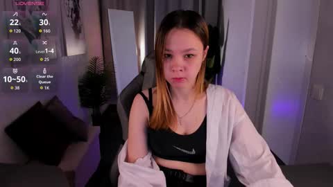 LORI online show from March 9, 1:09 am