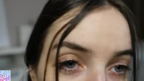 Dia 700-1630Rose 1900-430UTC1 online show from November 7, 7:30 pm