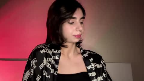 Amy online show from April 19, 1:33 pm