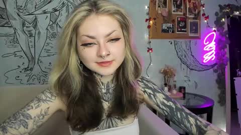 Snapshot of lostallice chatting on January 6, 2:26 am lostallice online show from January 6, 2:26 am