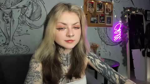 Snapshot of lostallice chatting on January 10, 3:50 am lostallice online show from January 10, 3:50 am