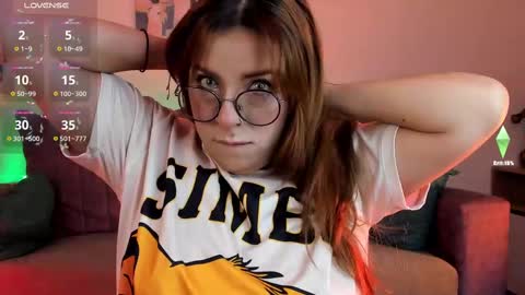 Snapshot of louisa_claire_ chatting on February 13, 4:22 am LuisaIG x luisa clair online show from February 13, 4:22 am