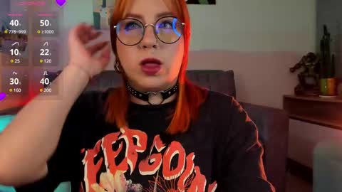 Snapshot of louisa_claire_ chatting on March 8, 4:20 am LuisaIG x luisa clair online show from March 8, 4:20 am