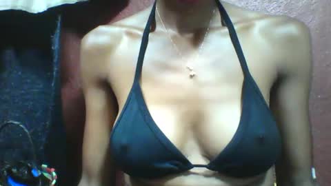 lovaelisa online show from March 9, 4:37 am