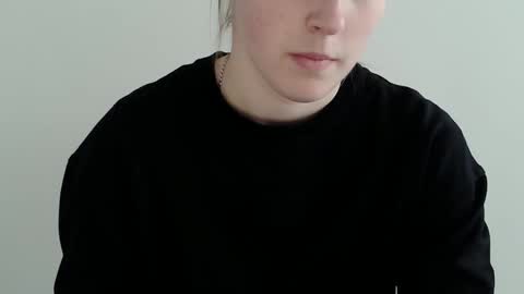 Vivian online show from November 4, 10:20 am