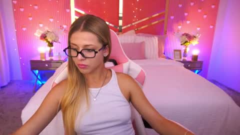 loveedove online show from July 15, 1:05 pm