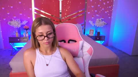 loveedove online show from June 16, 1:12 pm