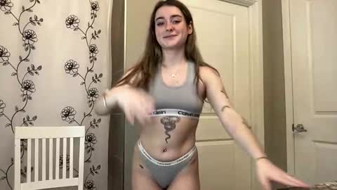 Olivia Rose online show from March 2, 5:08 am
