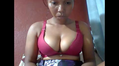 loveinlife750427 online show from February 15, 1:21 pm