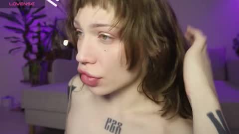 Elsa online show from January 8, 6:28 am