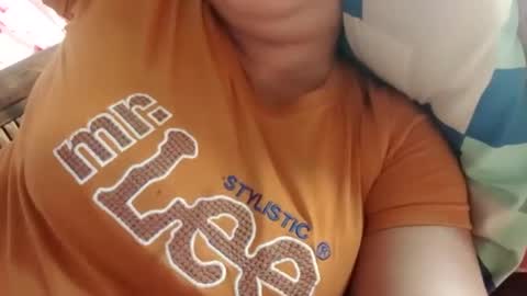 lovely_orchid online show from January 2, 5:14 am