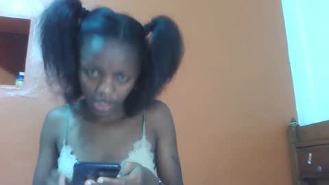 Lovely yvonne online show from October 22, 8:25 pm