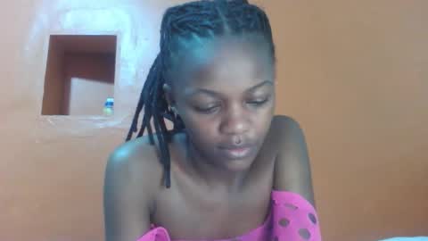 Lovely yvonne online show from November 14, 11:05 pm