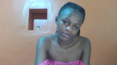 Lovely yvonne online show from December 4, 11:05 pm