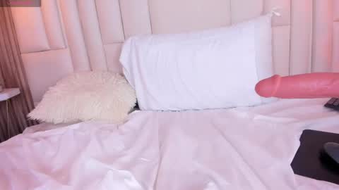 Lovely online show from April 15, 6:19 pm