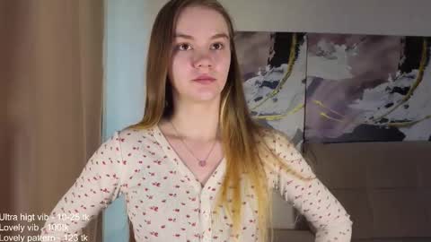 lovelygracee online show from October 28, 1:28 pm