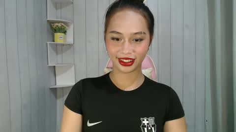 lovelykristelle online show from February 24, 6:47 am