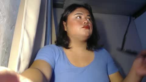 lovely online show from January 1, 5:22 pm