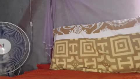 miss fancy louis online show from February 2, 10:36 am