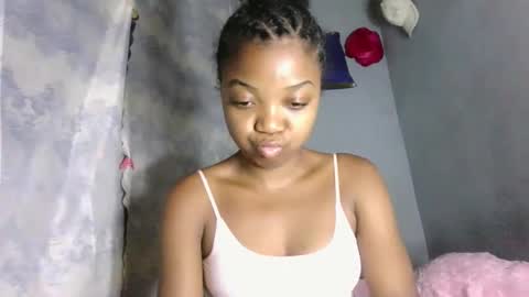 lovemarie08 online show from April 14, 1:05 am