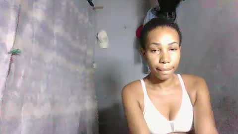 lovemarie08 online show from April 16, 5:12 pm