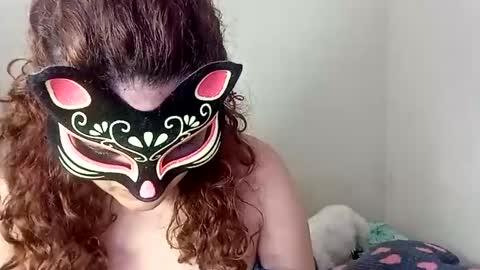 Snapshot of luana363 chatting on January 17, 6:23 pm luana363 online show from January 17, 6:23 pm