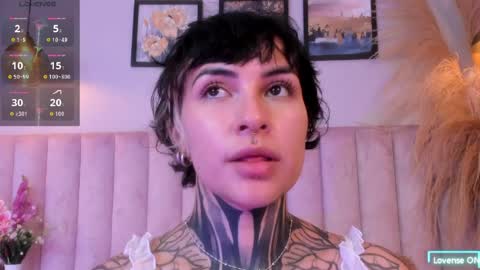 luana_fiore online show from April 11, 12:09 pm
