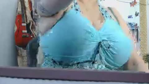 luanna837 online show from September 22, 10:30 pm