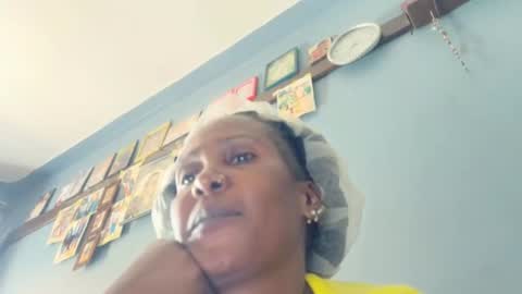 luannecrazy online show from July 17, 8:08 am