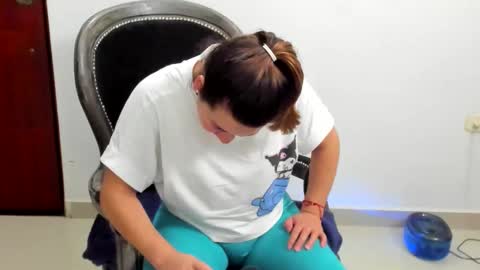 luara__01__lecat_1 online show from December 22, 1:20 am