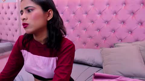 luciabianchi_ online show from February 23, 2:27 pm